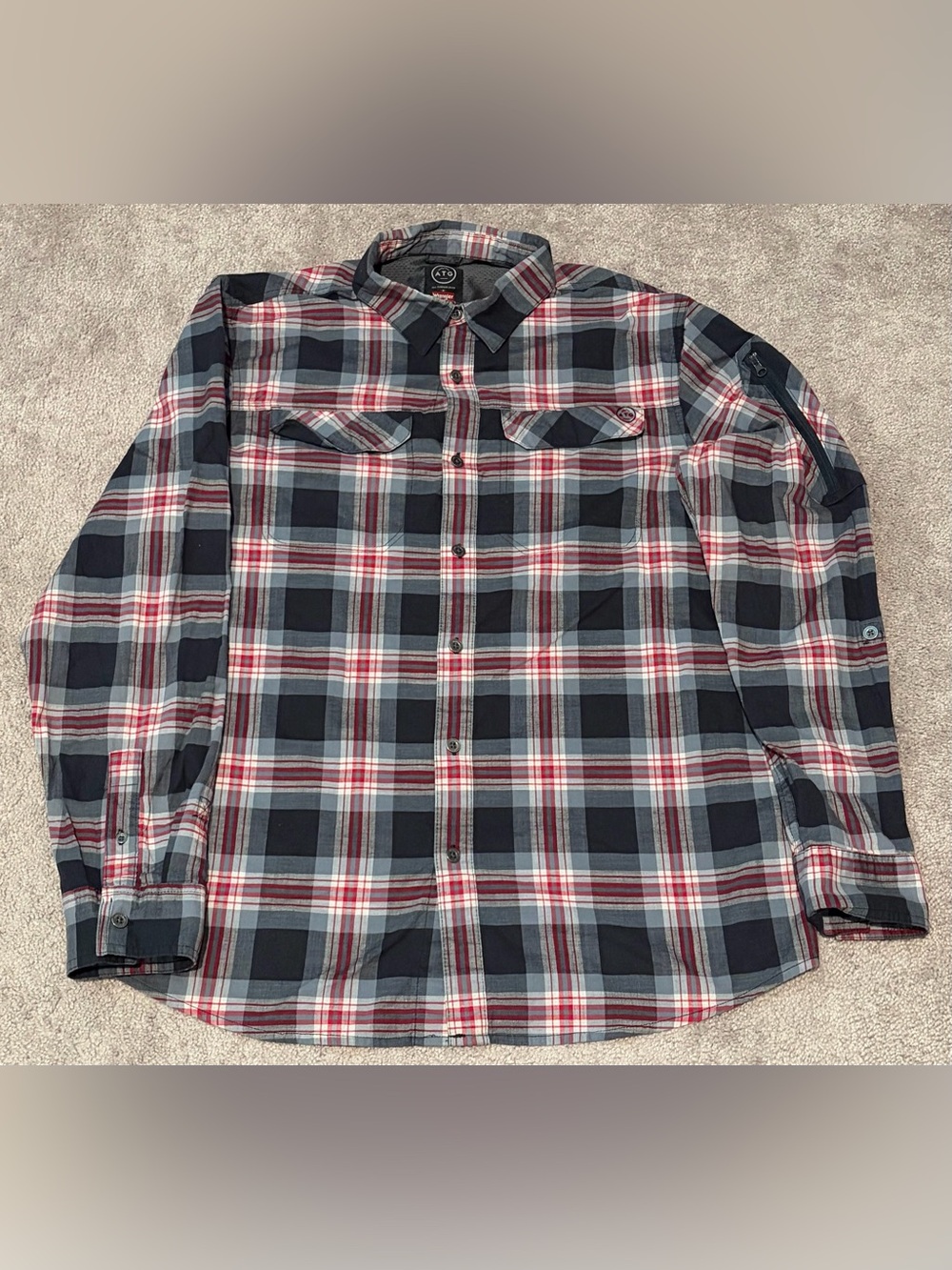 Wrangler ATG Plaid Long Sleeve Button Up Shirt Men’s Size Large Back Vent